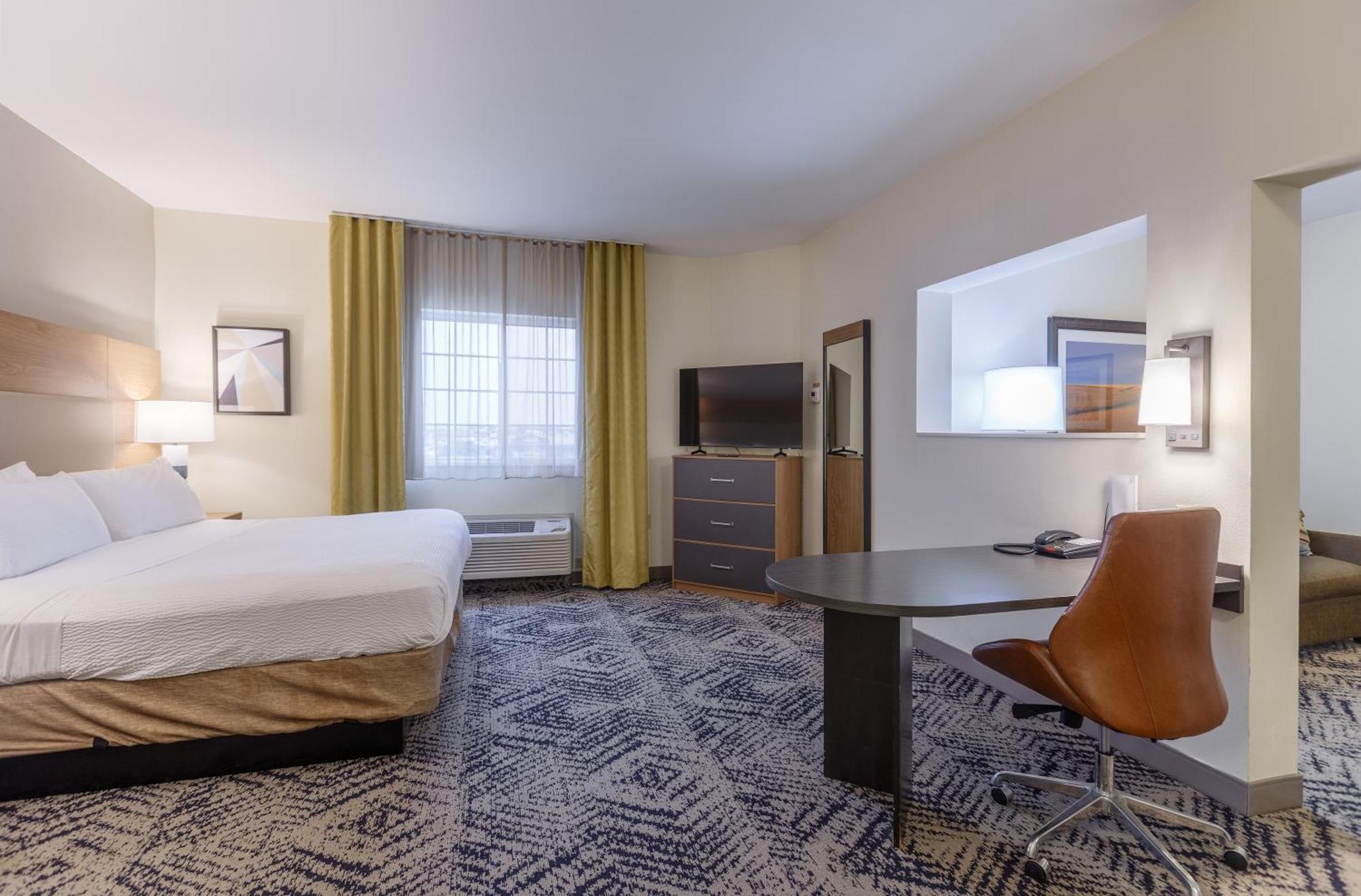 Candlewood Suites San Marcos By Ihg Exterior photo