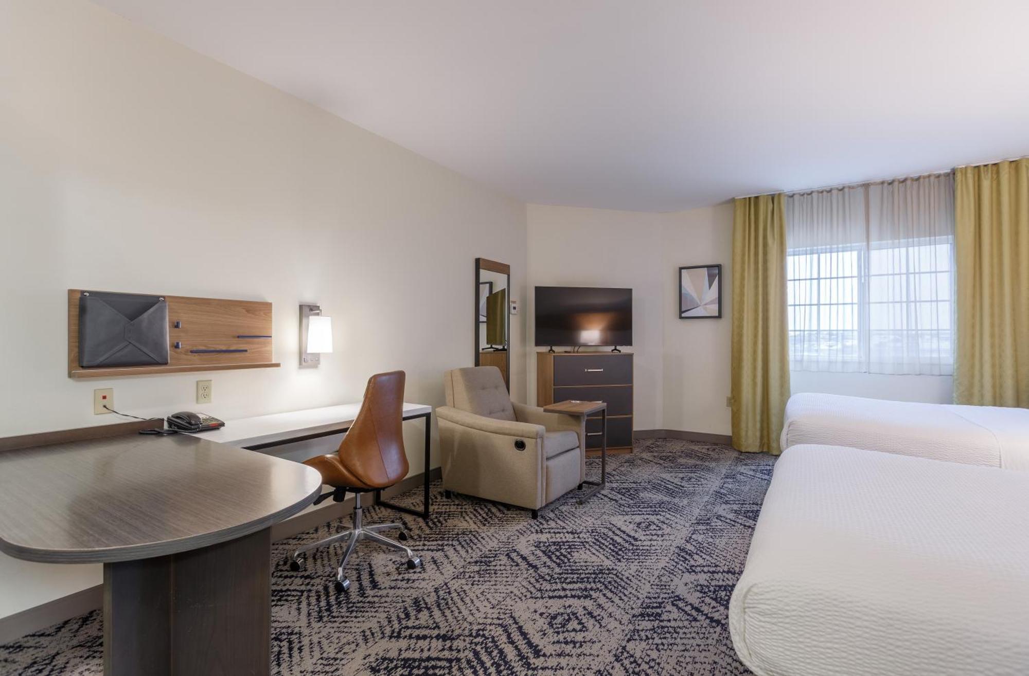 Candlewood Suites San Marcos By Ihg Exterior photo