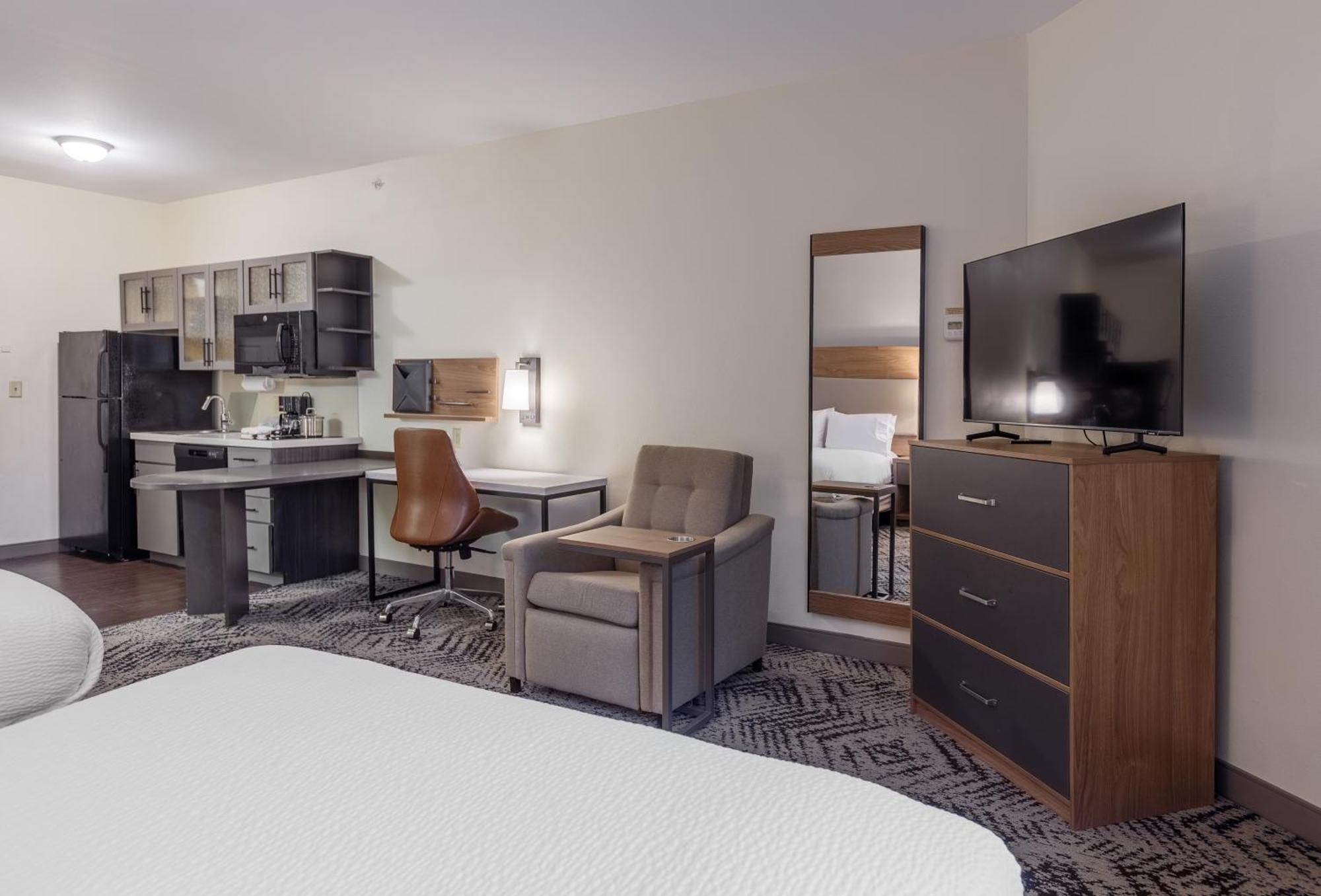 Candlewood Suites San Marcos By Ihg Exterior photo