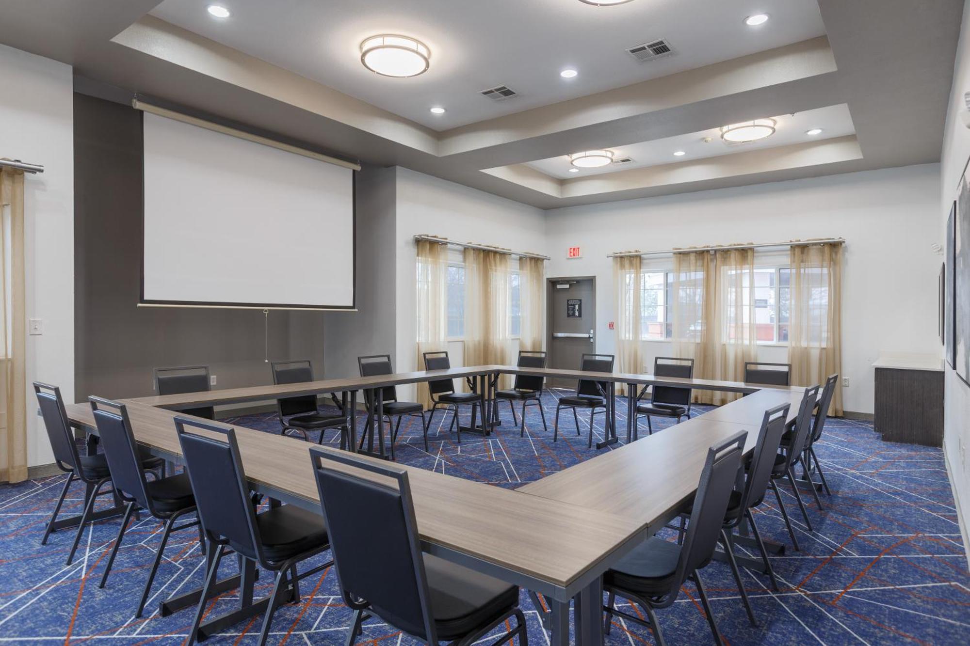Candlewood Suites San Marcos By Ihg Exterior photo