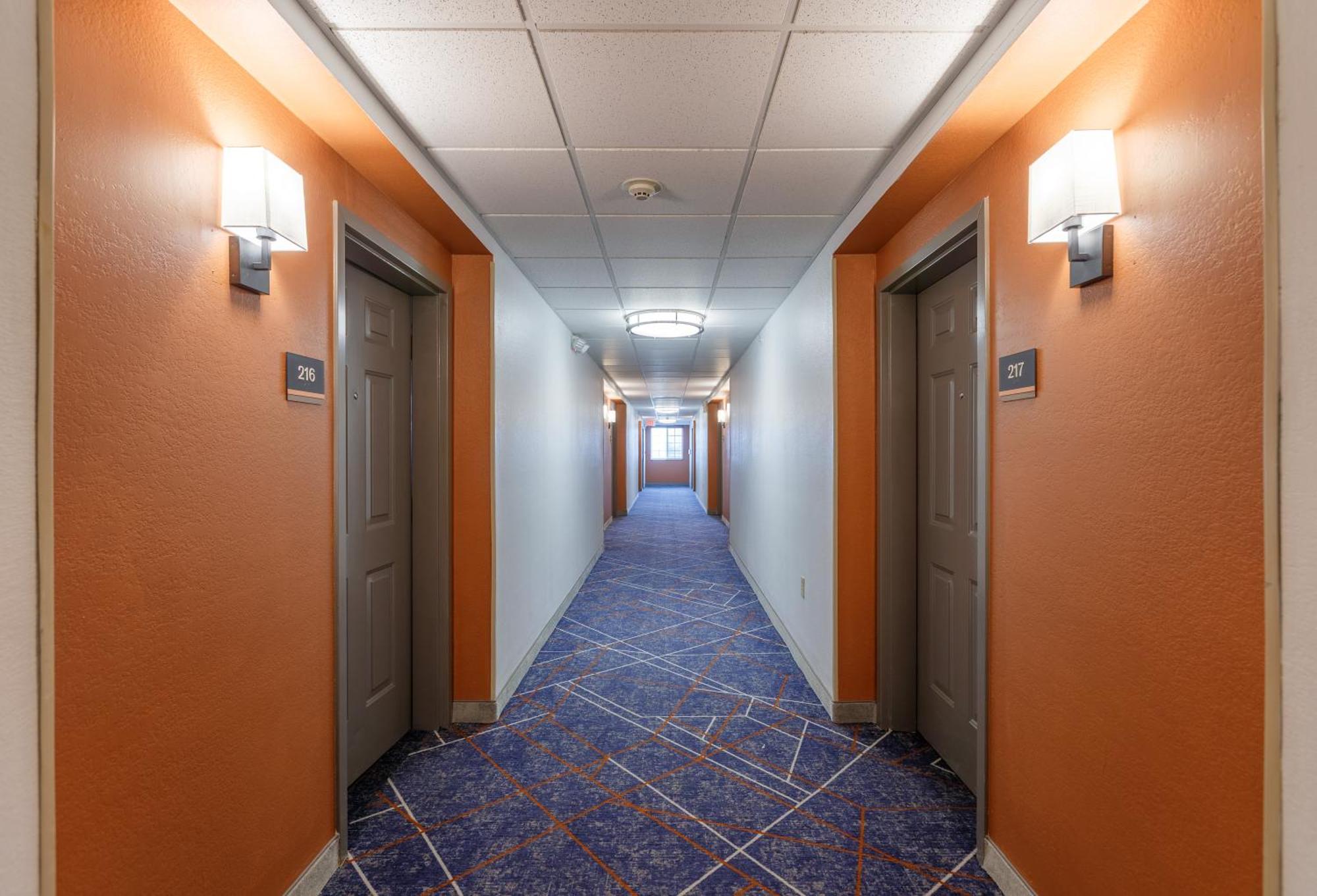Candlewood Suites San Marcos By Ihg Exterior photo