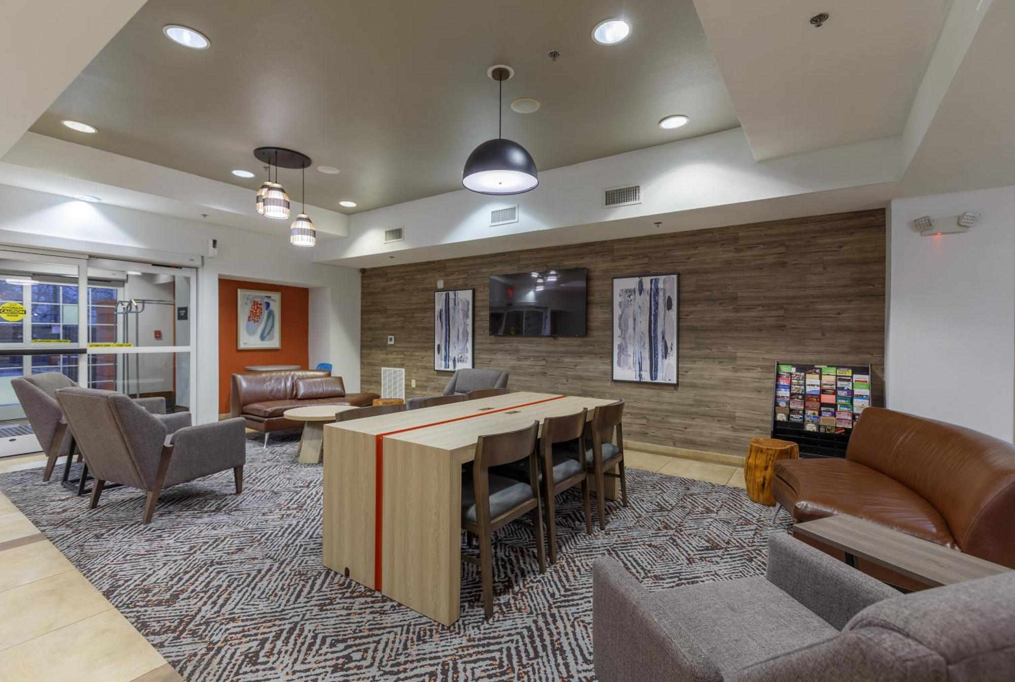 Candlewood Suites San Marcos By Ihg Exterior photo