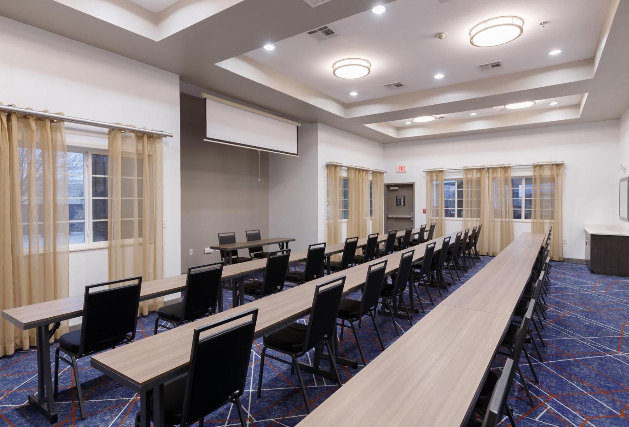 Candlewood Suites San Marcos By Ihg Exterior photo